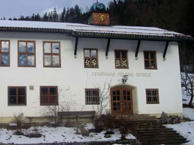 Foto 21: Energetische Sanierung einer Schule, Jachenau 2010